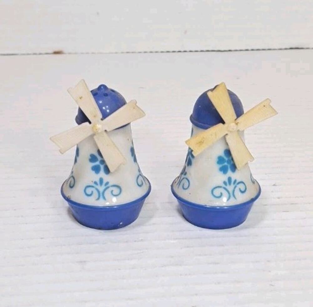 Vintage Windmill Salt & Pepper Shakers Blue White Plastic 2.75" Hong Kong Decor
